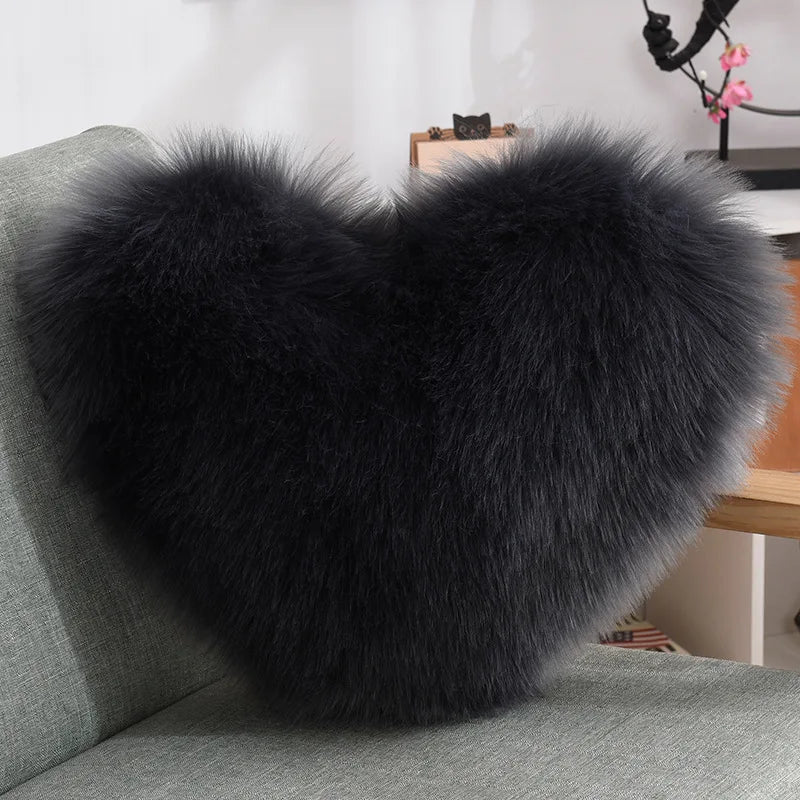 Weiches Herzförmiges Flauschiges Sofakissen aus Soft-Polyester | Karnz