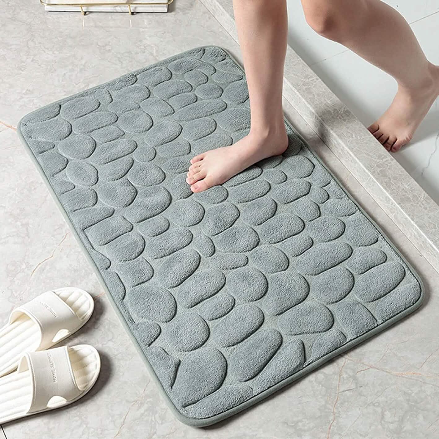 Weiche Badematte aus Memory-Schaum mit rutschfestem Grabsteinmuster