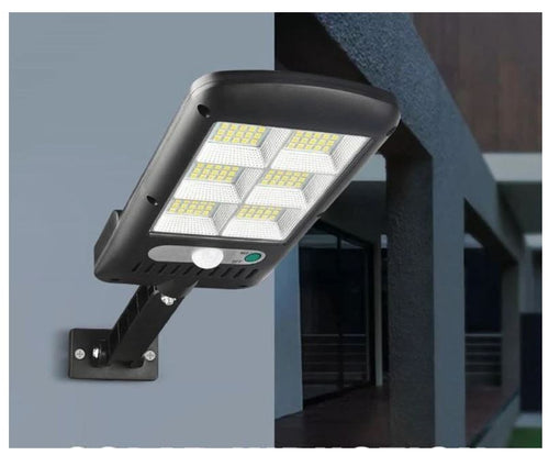 SolarBright Gartenleuchte mit Bewegungsmelder – Kabellose IP65 LED-Außenleuchte mit Fernbedienung und 6000K kaltweißem Licht