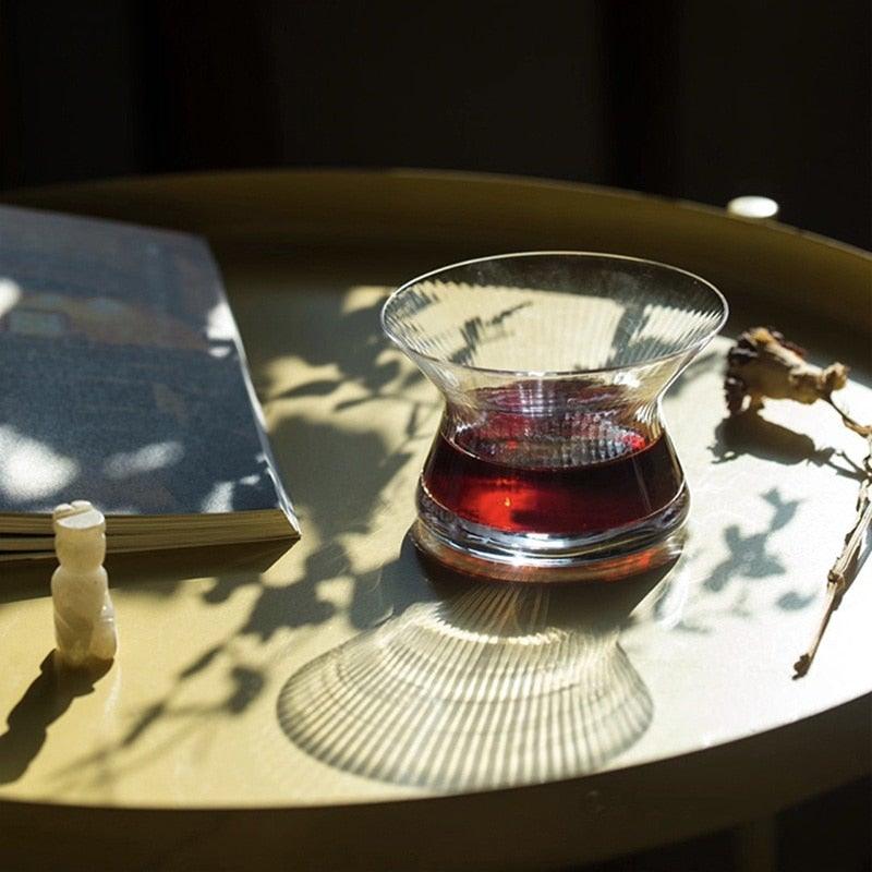 Drehbarer Spiegel aus Glas – Drehbares Whiskyglas