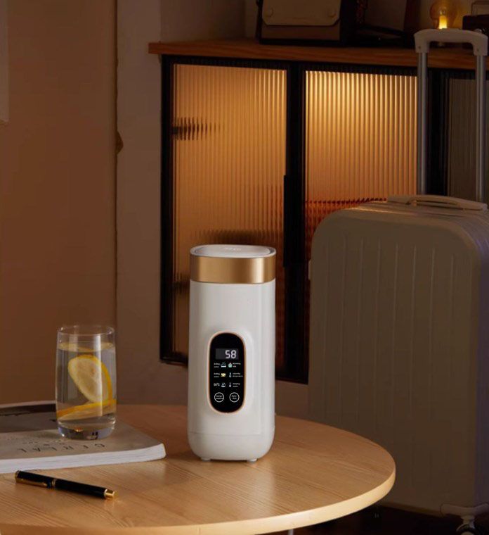 Tragbecher mit elektrischem Heizsystem für Reisen