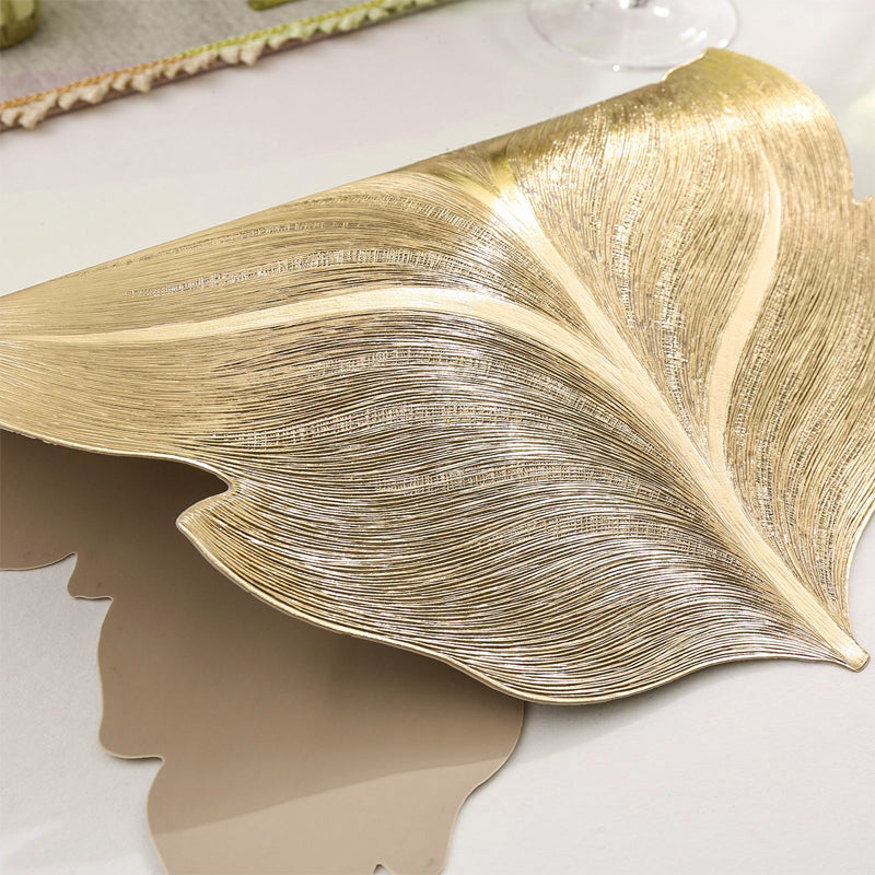 Gold Leaf Luxus Platzdeckchen – 3D Elegante Tischmatte aus PVC | Karnz