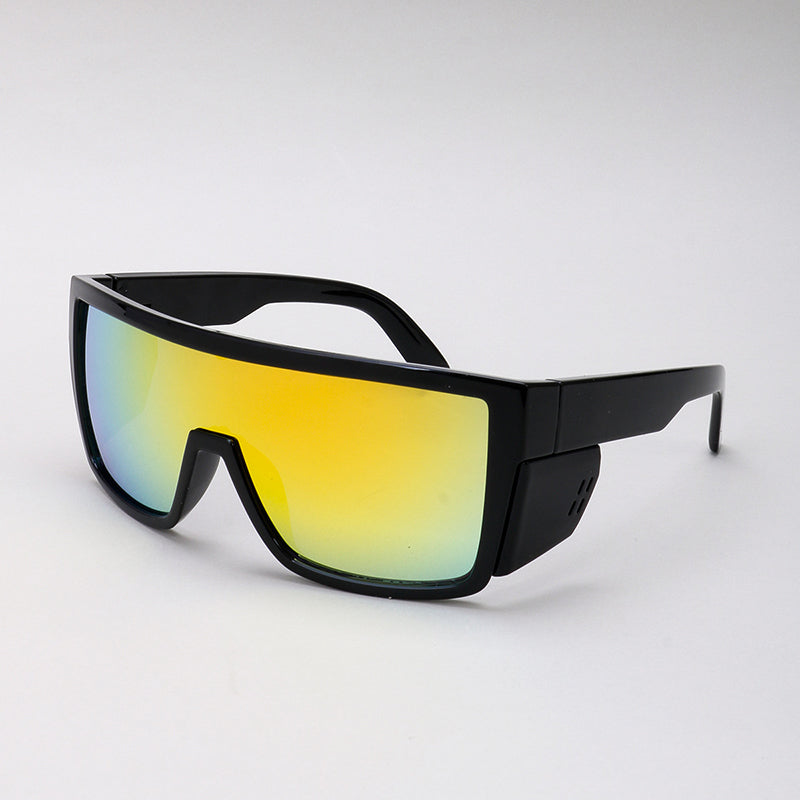 VitraGuard Sportbrille — Erleben Sie kompromisslose Klarheit und Rundumschutz bei jedem Abenteuer | Karnz
