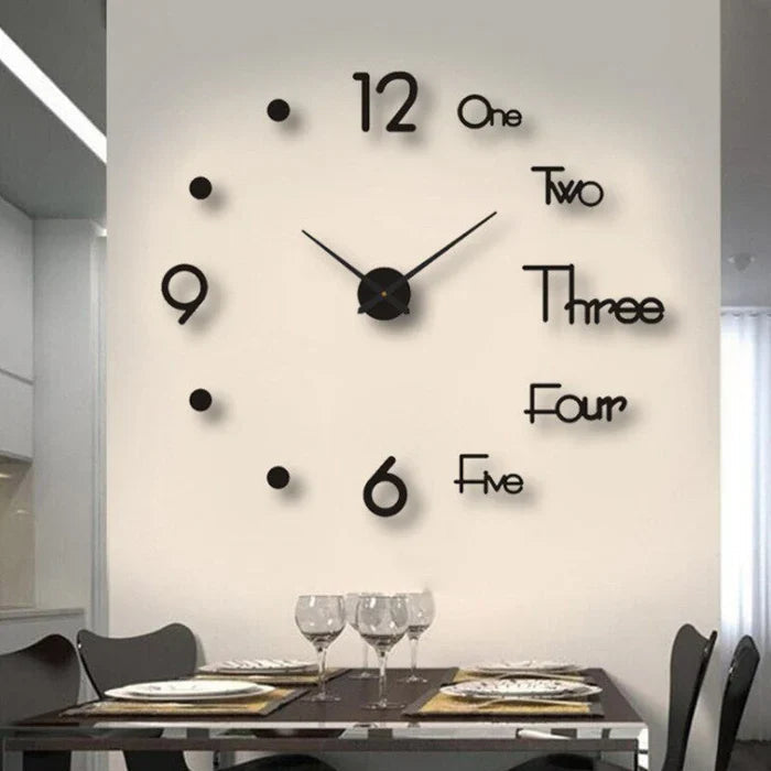 Moderne große dekorative Wanduhr