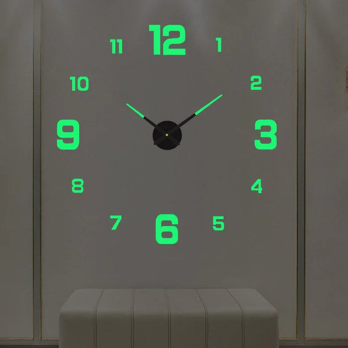 Moderne große dekorative Wanduhr