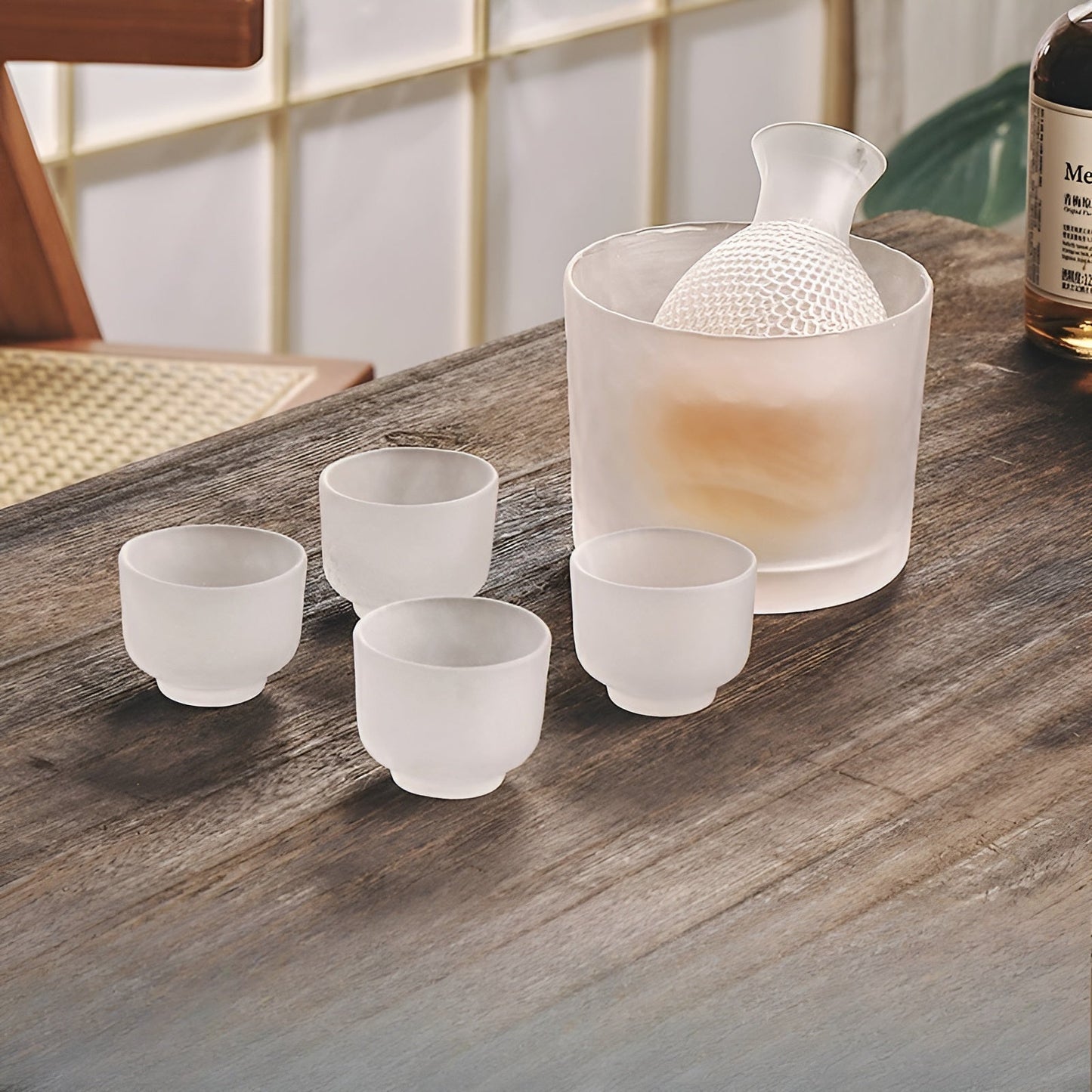 Japanischer Sake Satz aus Glas – Elegante Karaffe mit Bechern | Perfekt für Wein, Whisky & Likör | Karnz