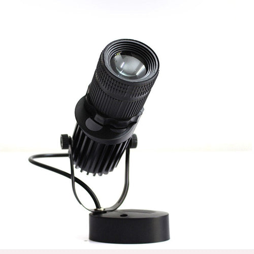 Verstellbarer LED-Deckenstrahler aus Aluminium
