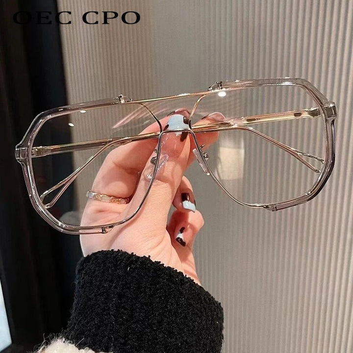 VOGUEVIEW SHADES – Übergroße quadratische Sonnenbrille mit UV400- und photochromen Gläsern