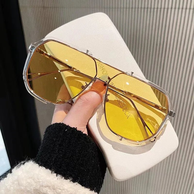 VOGUEVIEW SHADES – Übergroße quadratische Sonnenbrille mit UV400- und photochromen Gläsern