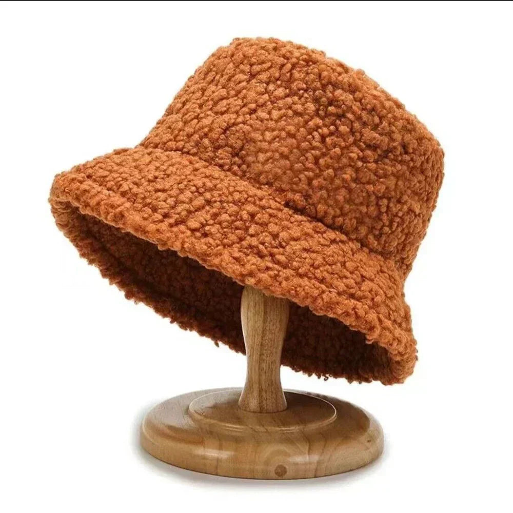 Livia Damen-Teddy-Bucket-Hat aus warmer Lammwolle