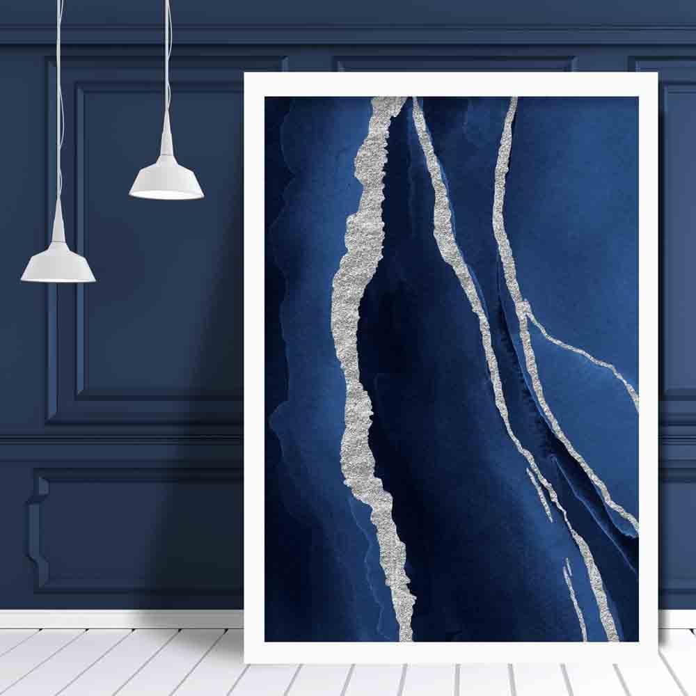 Abstrakter Kunstdruck in Marineblau und Silber Nr. 1